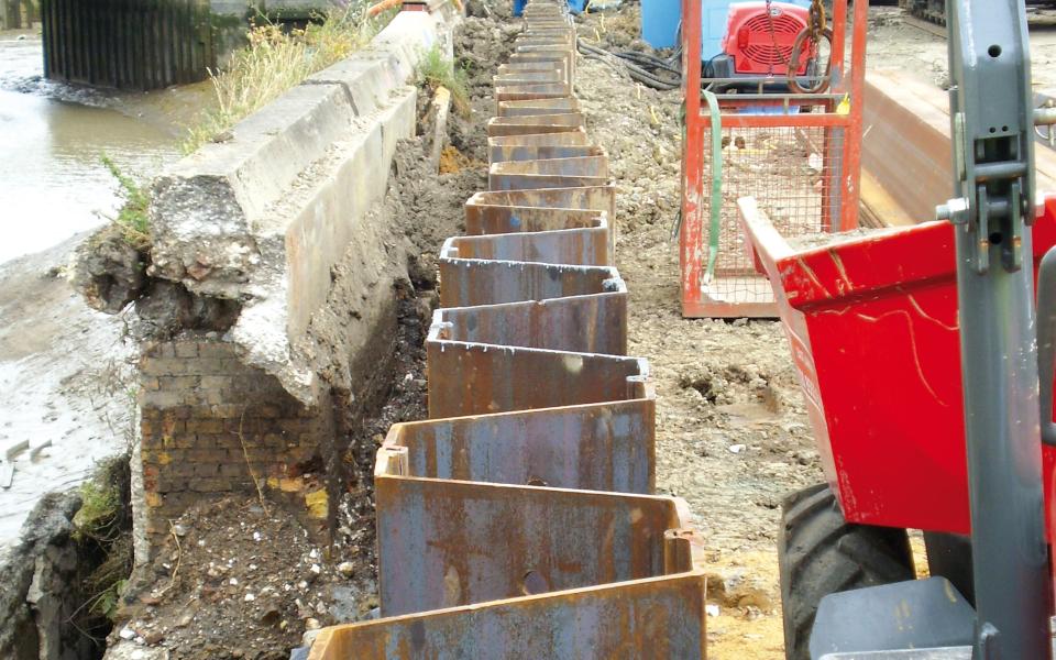 Flood Defences on River Thames