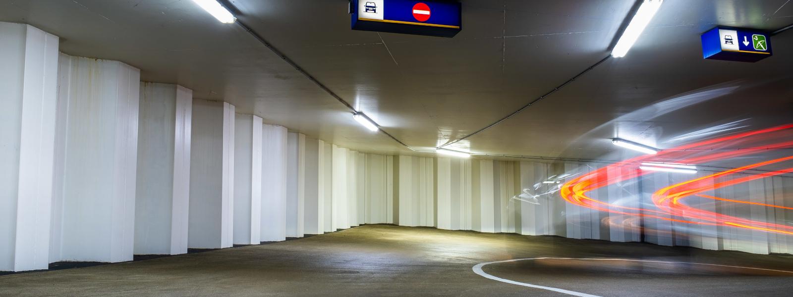 Underground car parks. Fire resistance. (c) Aalst-Highres